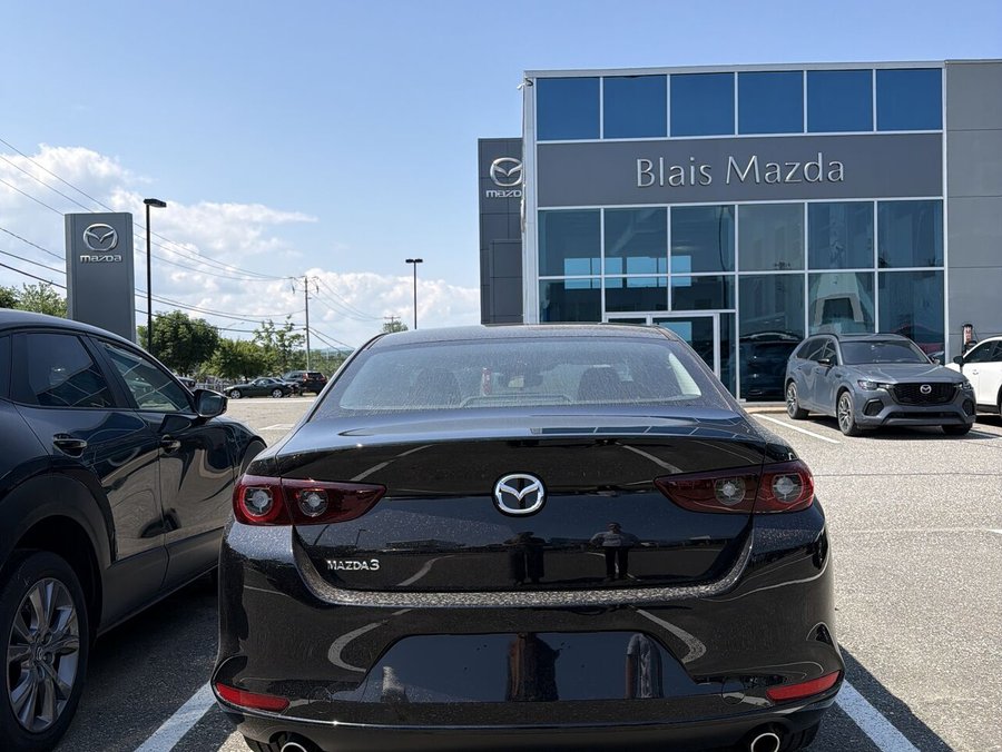 2026 MAZDA Mazda3 2026 Jet Black Mica