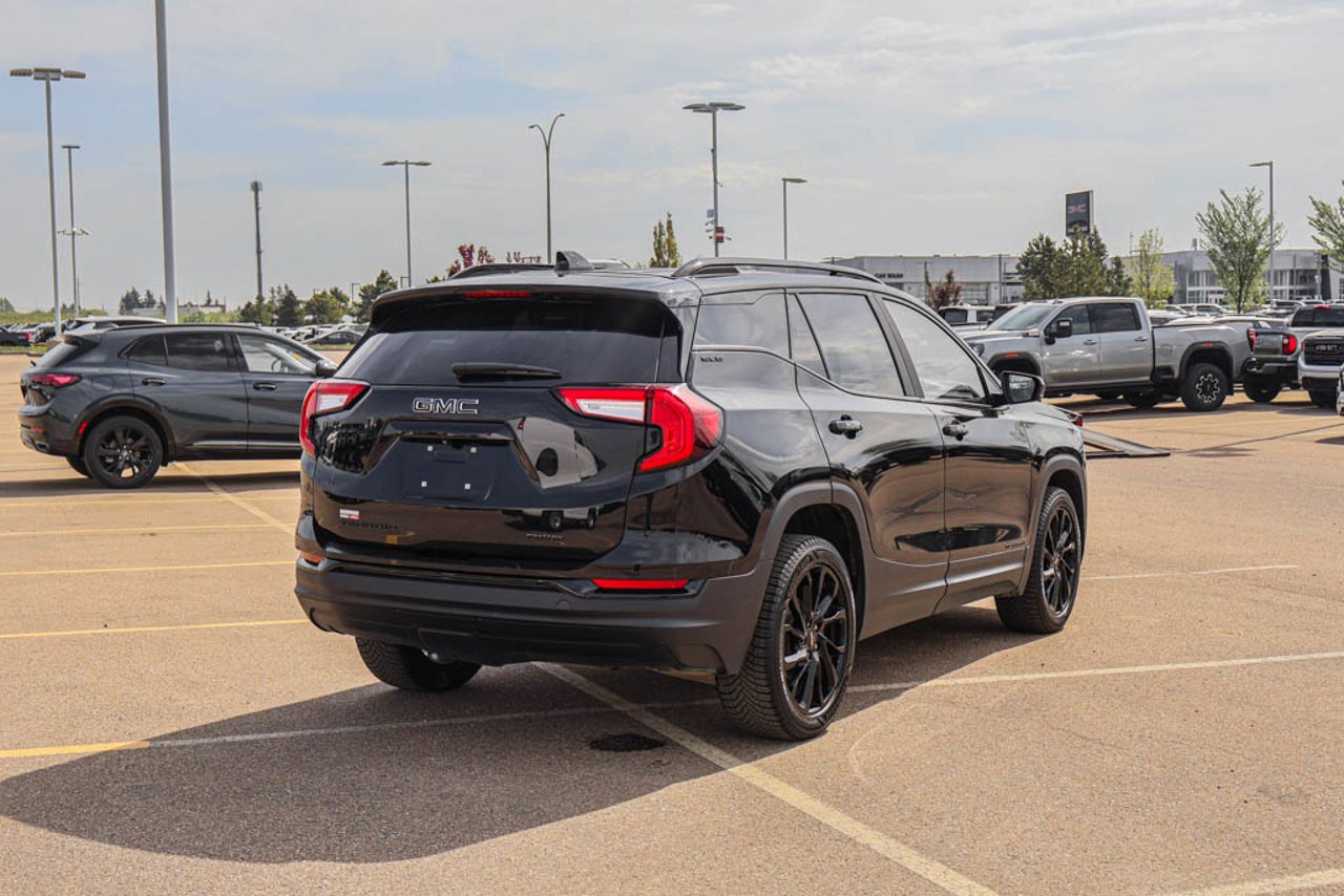 2024 GMC Terrain AWD 4dr SLE Black Sherwood Park - photo #8