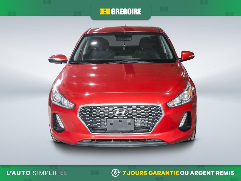 2020 Hyundai Elantra Red Laval - photo #1