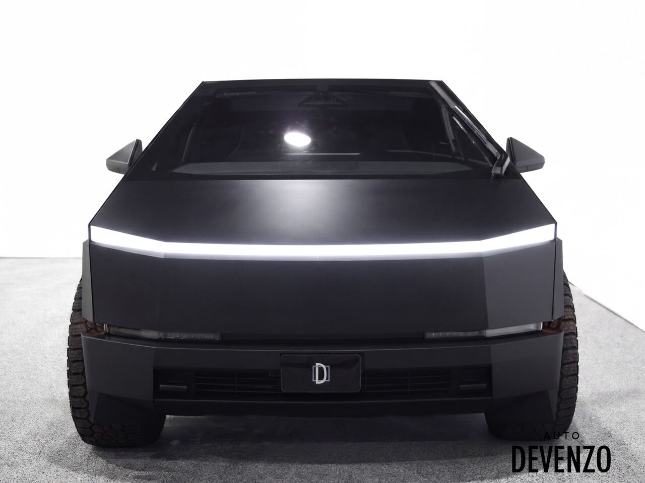 Tesla Cybertruck 2024 Argent Saint-Eustache - photo #5