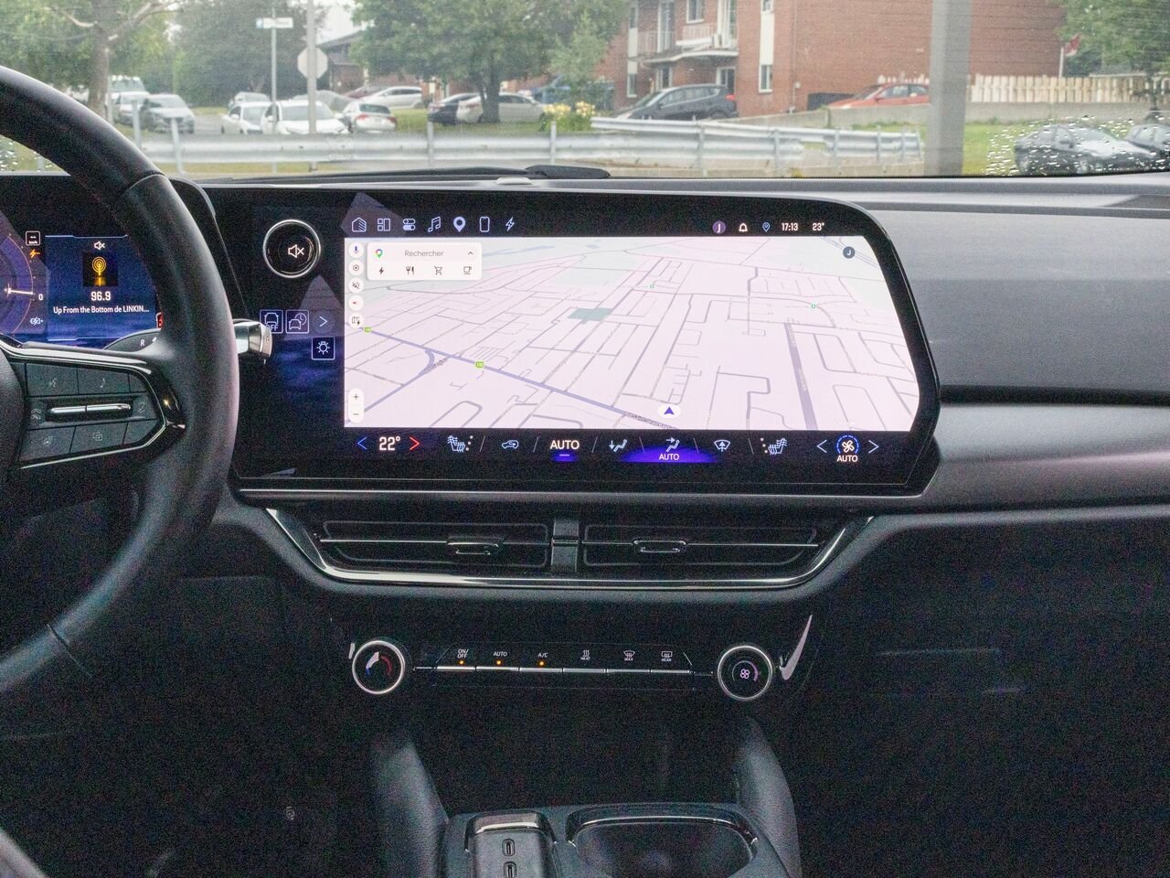 2025 Chevrolet Equinox EV 4 portes RS Black Châteauguay - photo #9