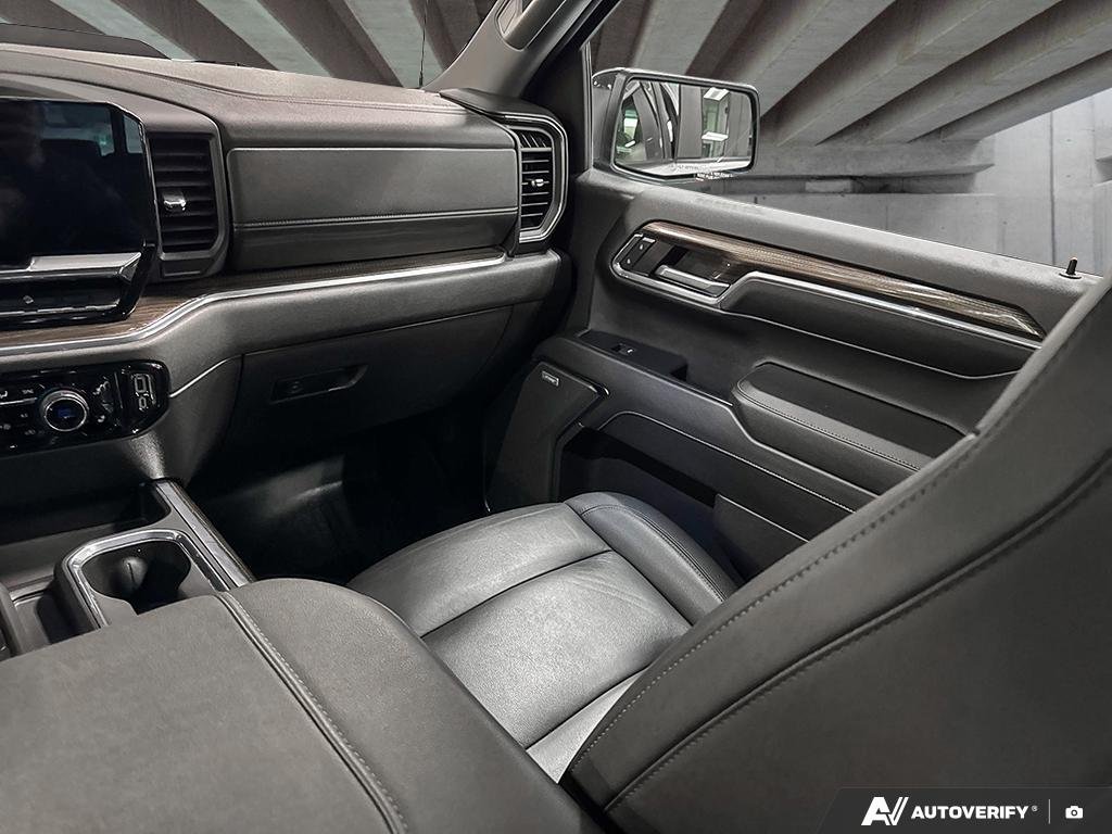 2024 Chevrolet Silverado 1500 2601703A | LT Trail Boss White Edmonton - photo #24