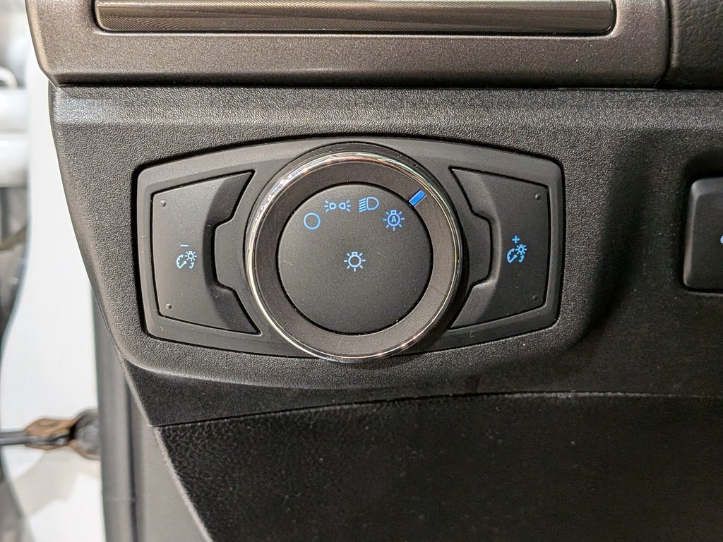 Ford Fusion Hybrid SEL FWD 2019 Blanc Val-David - photo #30