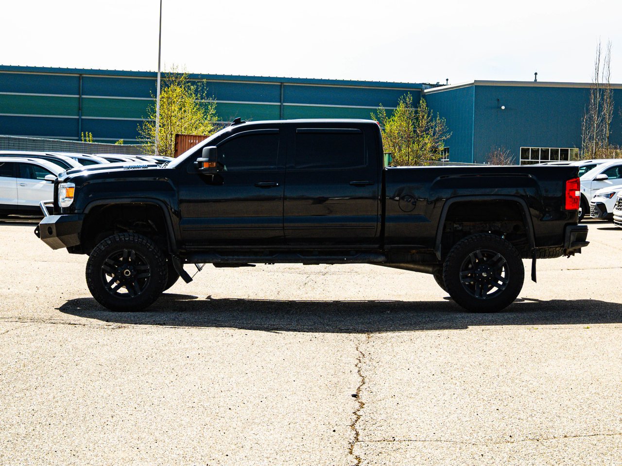 2019 GMC Sierra 2500HD 4WD Crew Cab 153.7 SLT Black Sherwood Park - photo #9