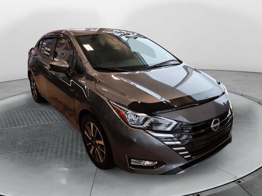 Nissan Versa 2024 2024 Gris