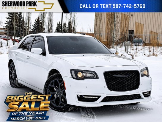 2022 Chrysler 300 2022 White