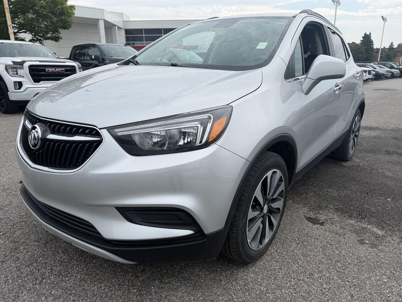 BUICK ENCORE PREFERRED Privilégiée 4 portes TA 2021 Blanc Ottawa & Gatineau - photo #0
