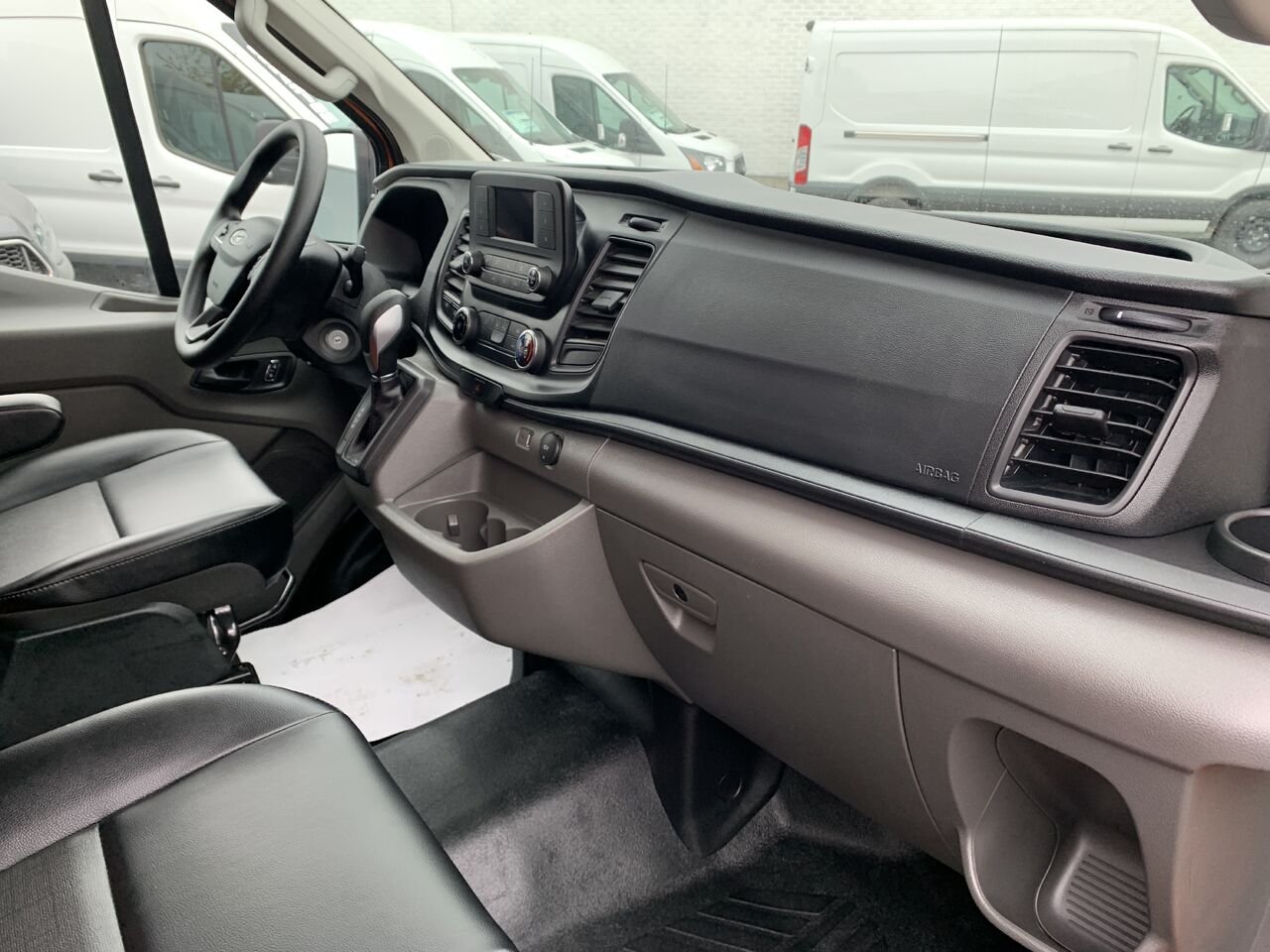 2025 Ford Transit fourgon utilitaire Orange Châteauguay - photo #19