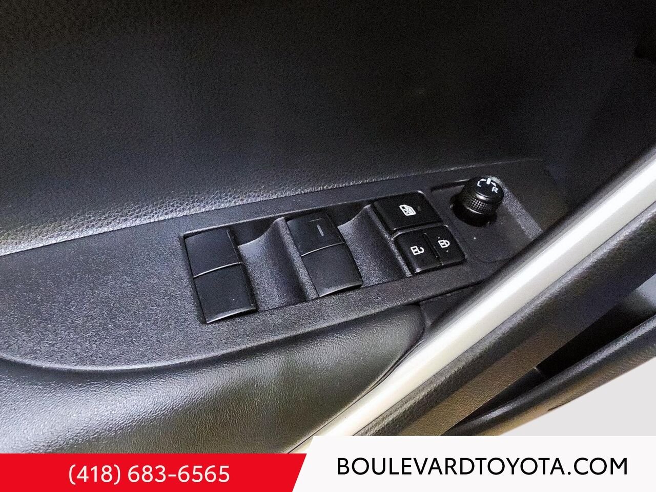 Toyota Corolla Cross 531733-87 | LE, AWD 2025 Bleu Québec - photo #7