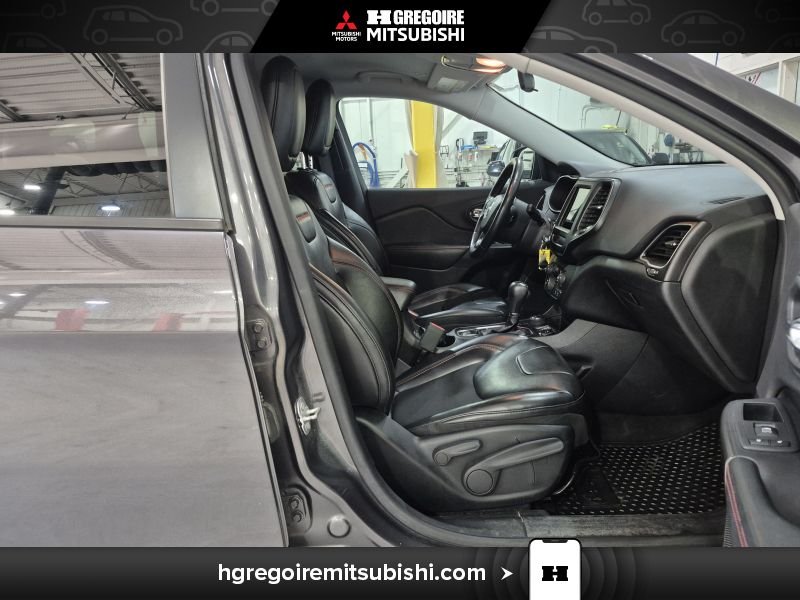 2019 Jeep Cherokee Grey Laval - photo #24