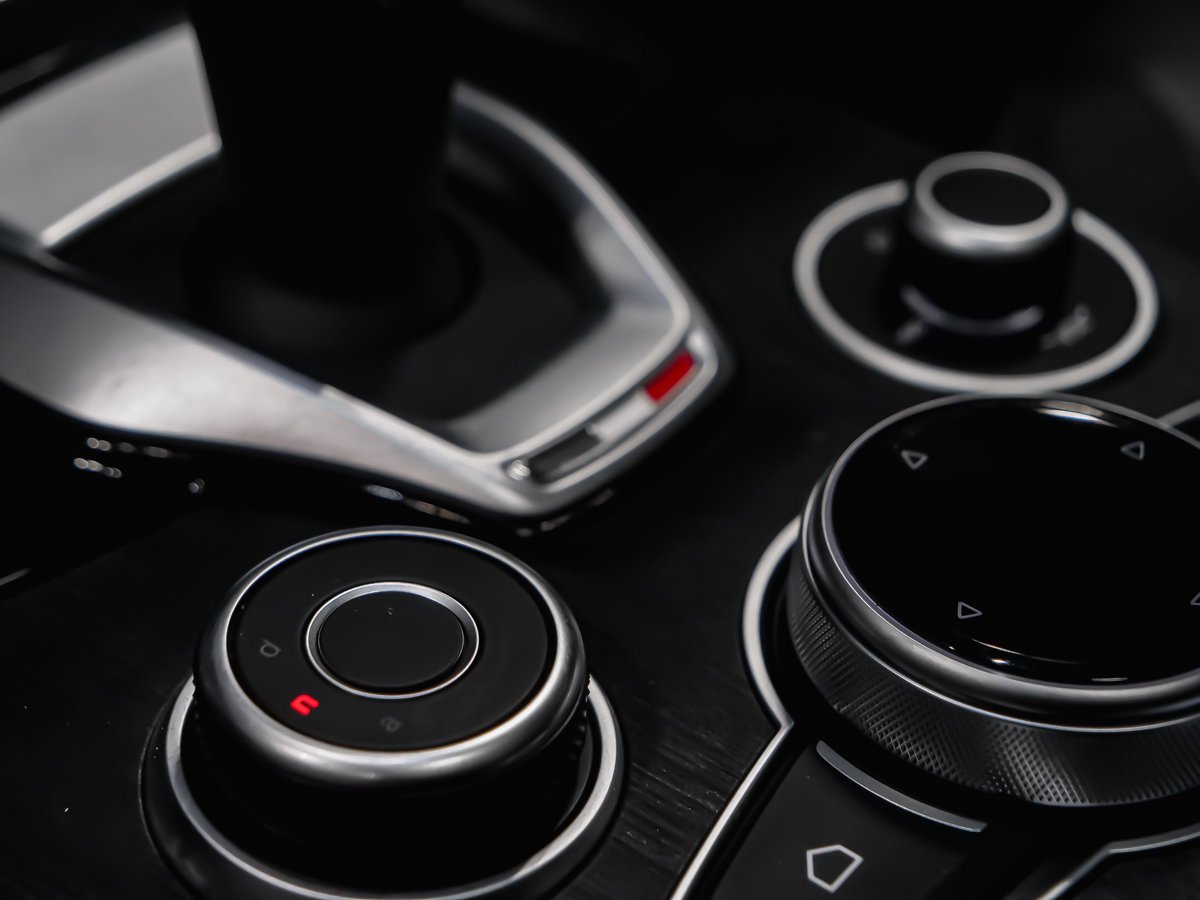2021 Alfa Romeo Stelvio Sprint Grey Montreal - photo #11