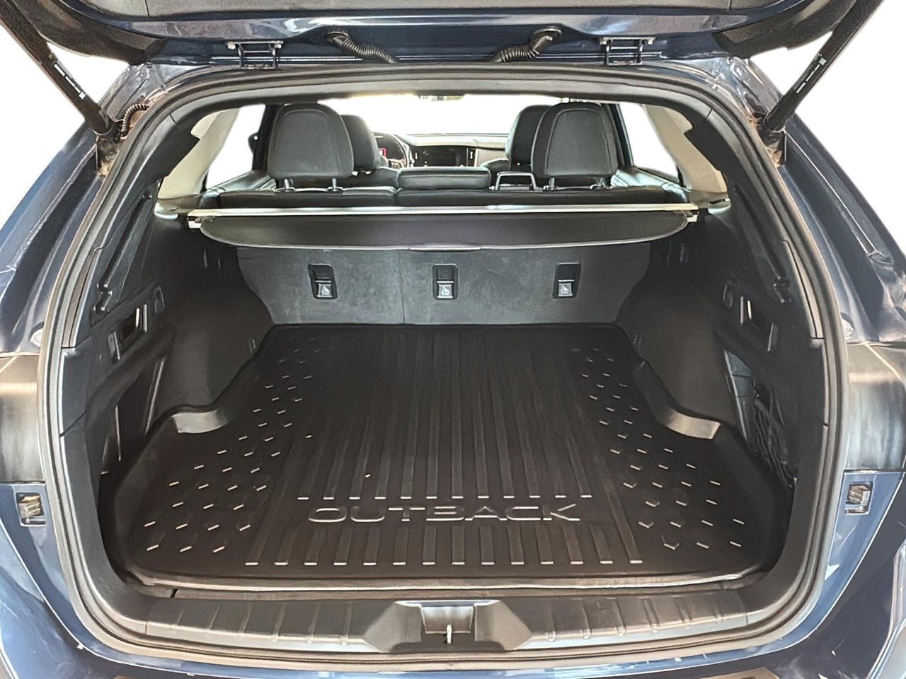 Subaru Outback Onyx 2023 Gris Baie-Comeau - photo #6