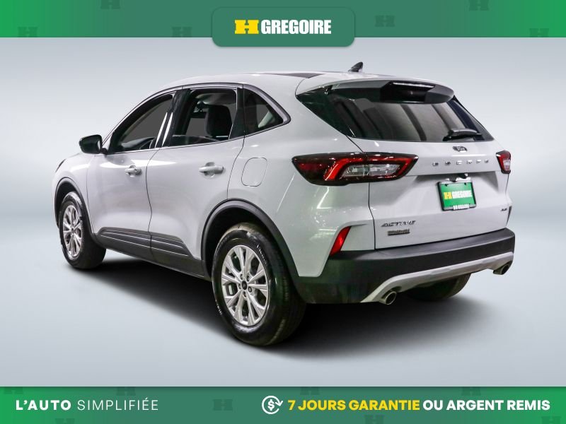 2025 Ford Escape Grey Laval - photo #4