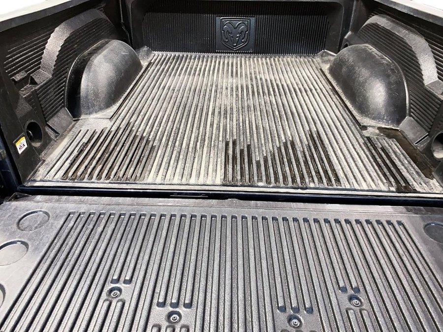 Ram 1500 Classic 2022 2022 Gris