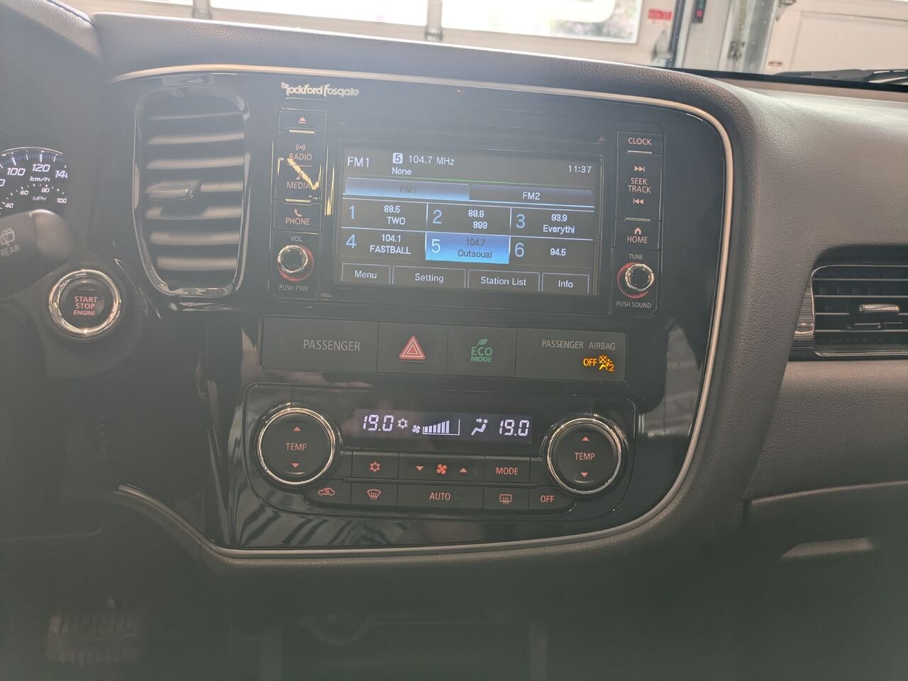2016 Mitsubishi Outlander Black Gatineau - photo #10
