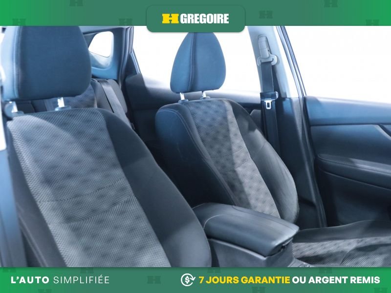 2021 Nissan Qashqai Black Blainville - photo #25