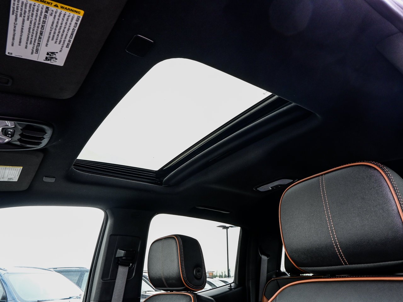 2025 GMC Canyon 4WD Crew Cab AT4 Black Sherwood Park - photo #15