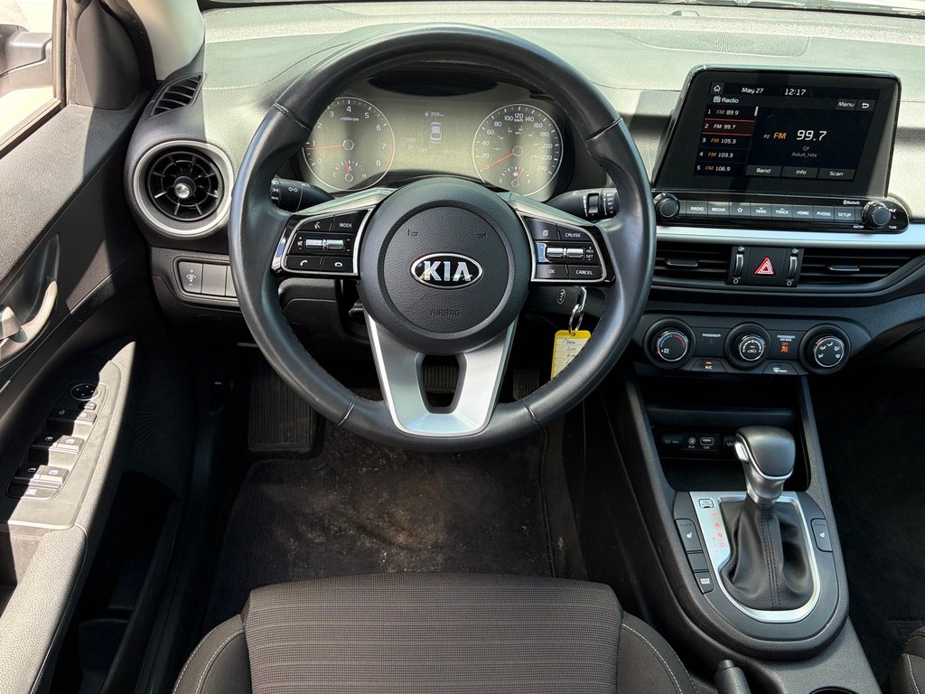 2021 Kia Forte White Gatineau - photo #13