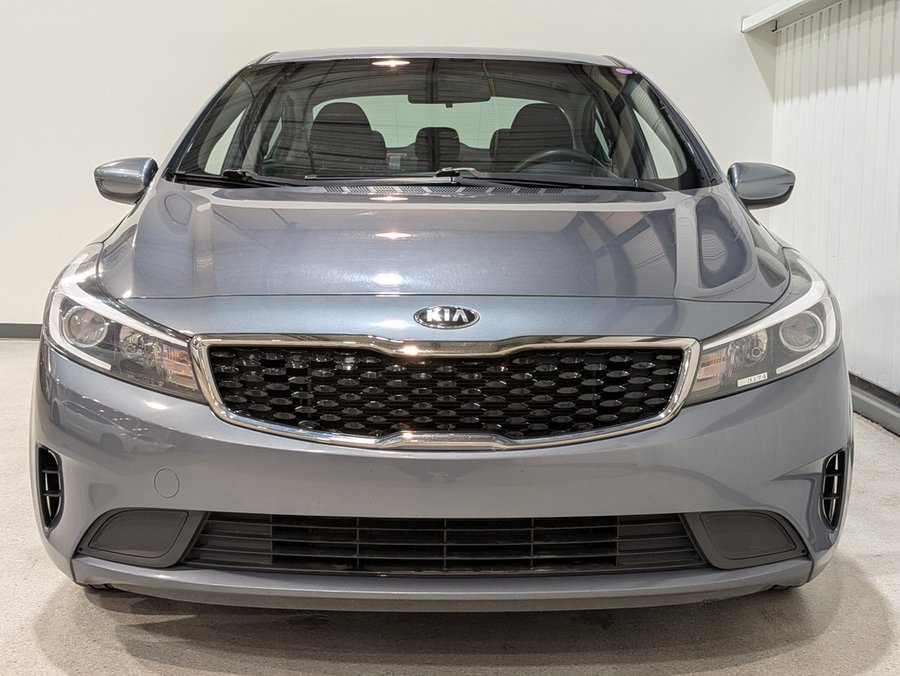 Kia Forte LX Manual 2018 Gris