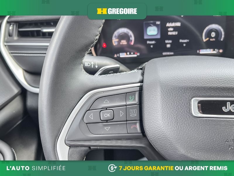 2023 Jeep Grand Cherokee L White Blainville - photo #18