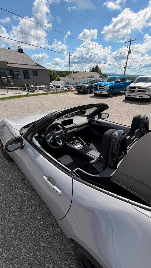 2026 Mazda MX-5 Black Lac Mégantic - photo #9