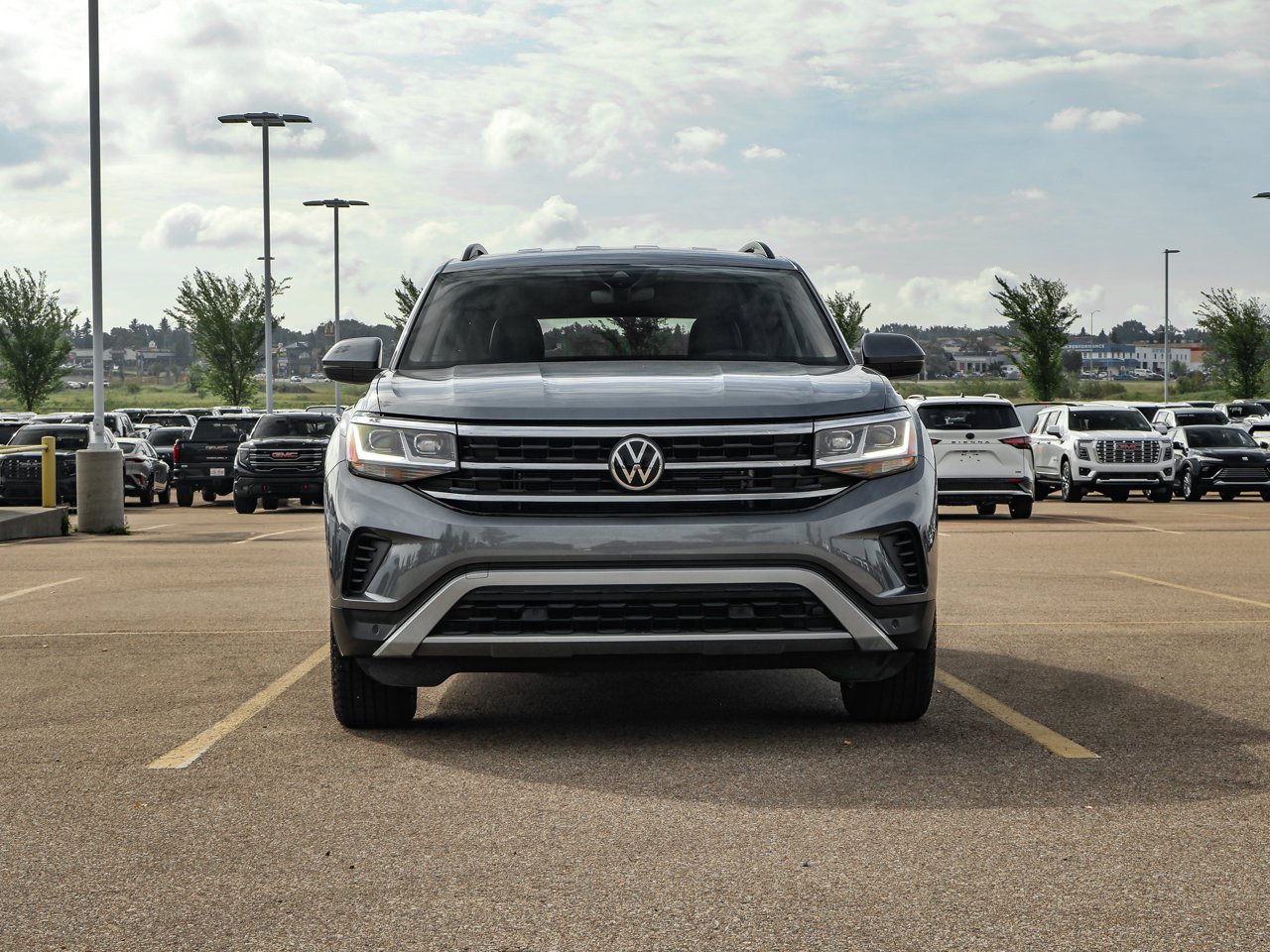 2022 Volkswagen Atlas Comfortline 3.6 FSI 4MOTION Grey Sherwood Park - photo #2