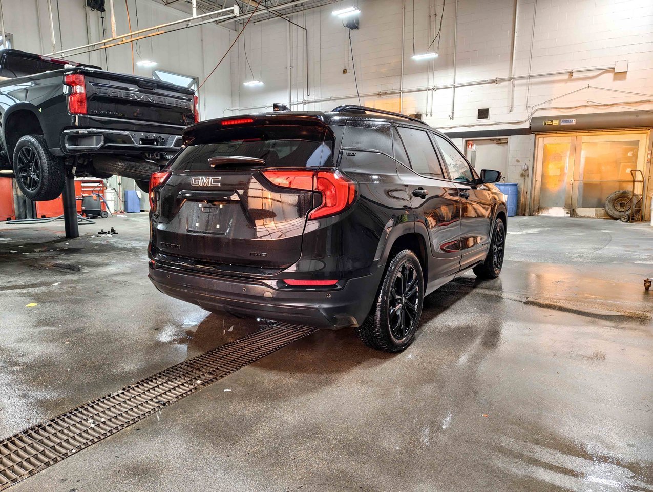 2021 GMC Terrain AWD 4dr SLT Black Sherwood Park - photo #5