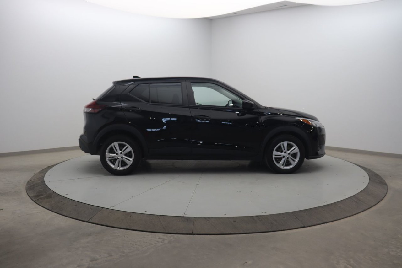 2024 Nissan Kicks VIN 3N1CP5BV3RL504608 Black Baie-Comeau - photo #2
