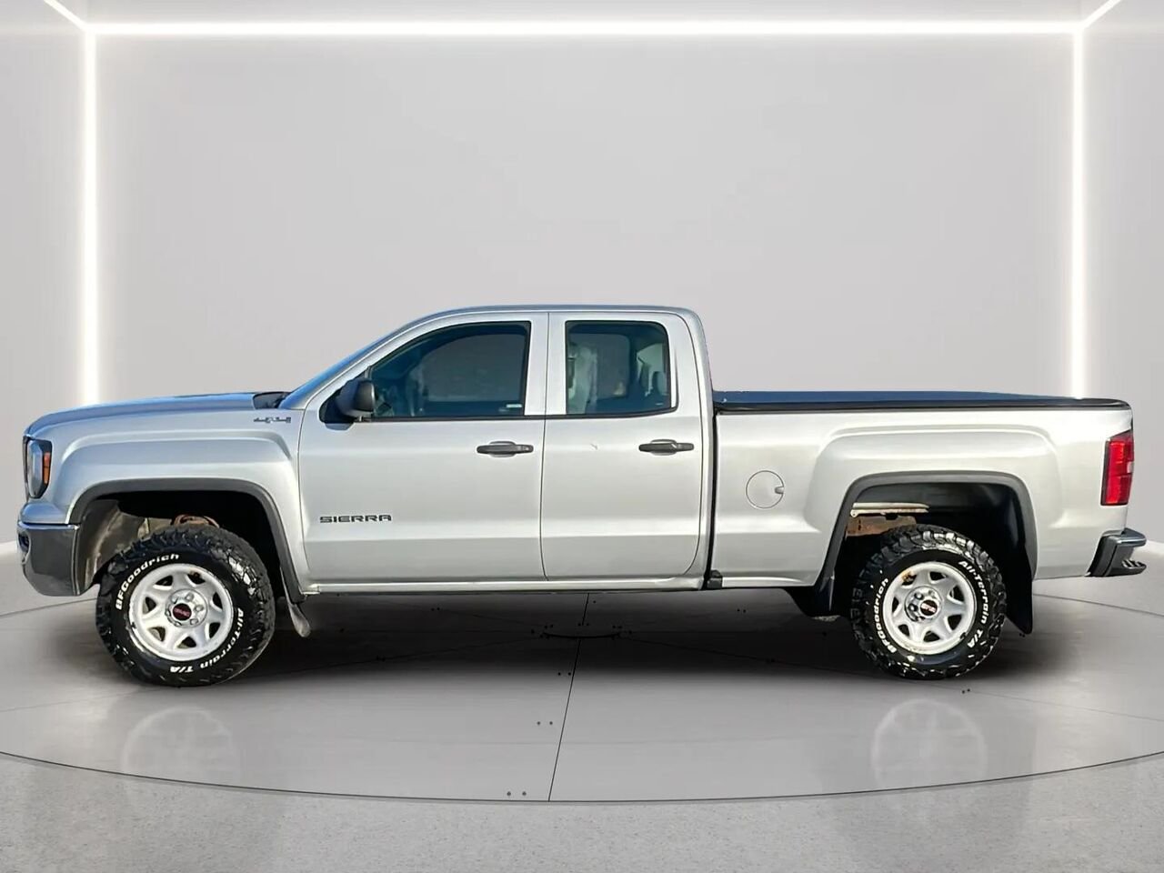 GMC SIERRA 1500 2017 Argent Gatineau - photo #1
