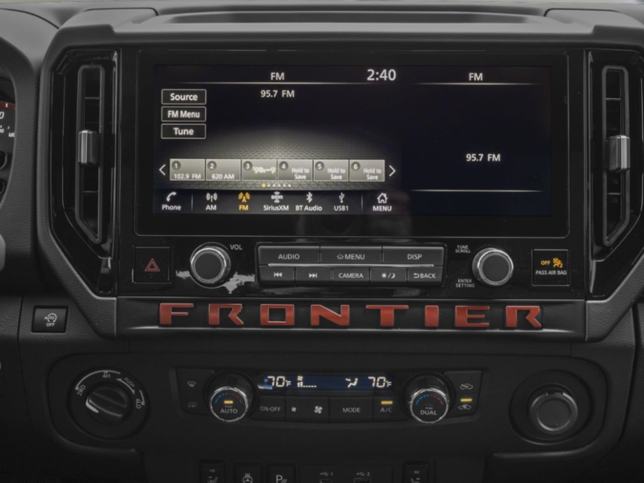 2026 NISSAN Frontier Glacier White Saint-Georges - photo #10