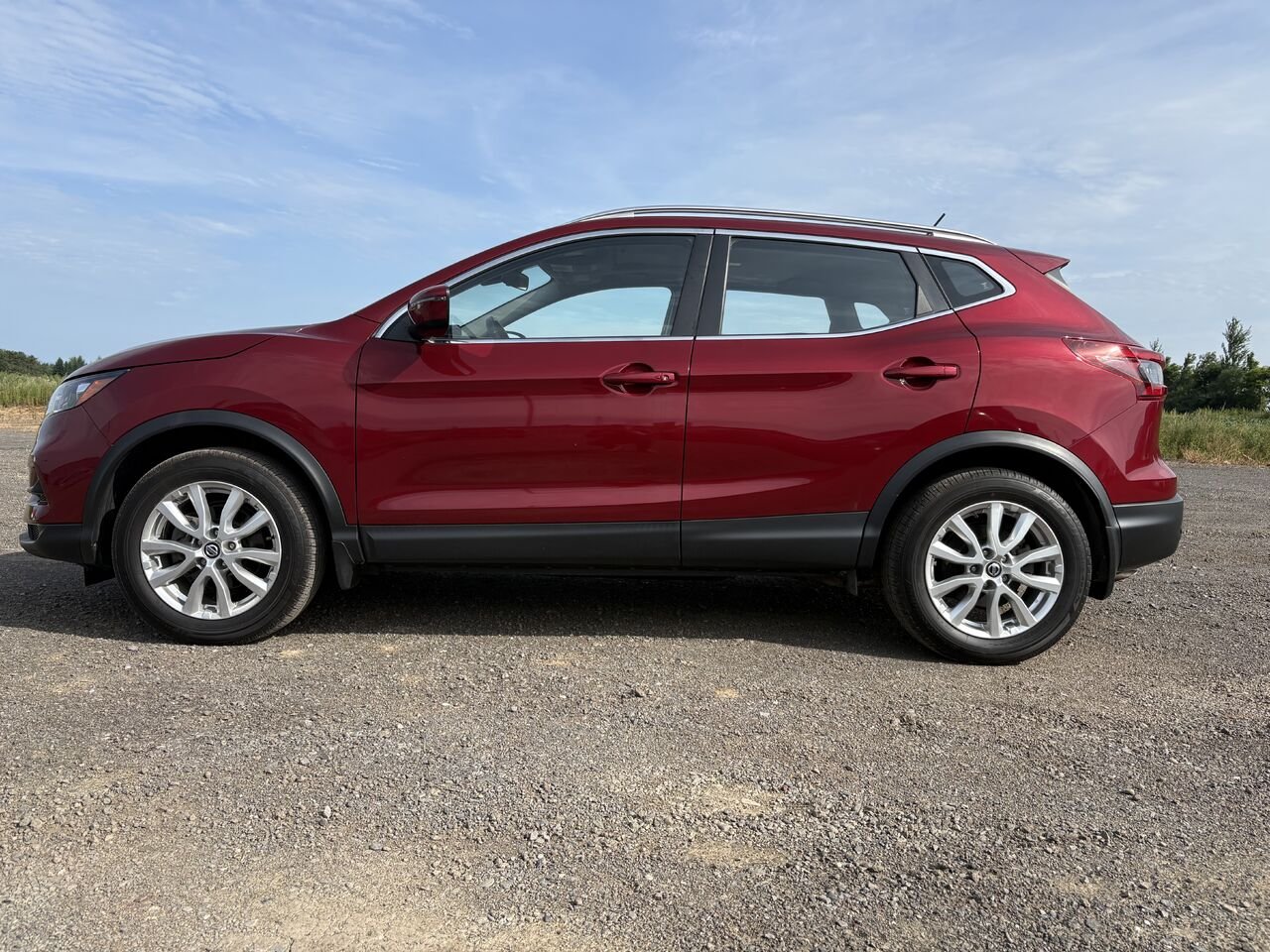 2021 Nissan Qashqai SV TI CVT Red Montmagny - photo #2
