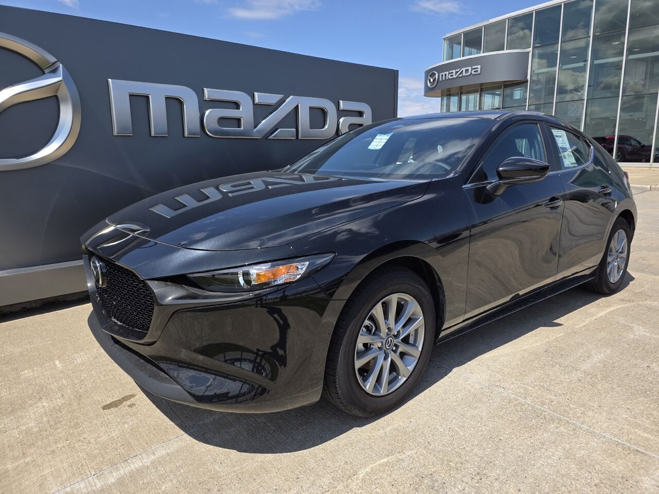 Mazda Mazda3 Sport 2026 Noir de jais mica Donnacona - photo #0