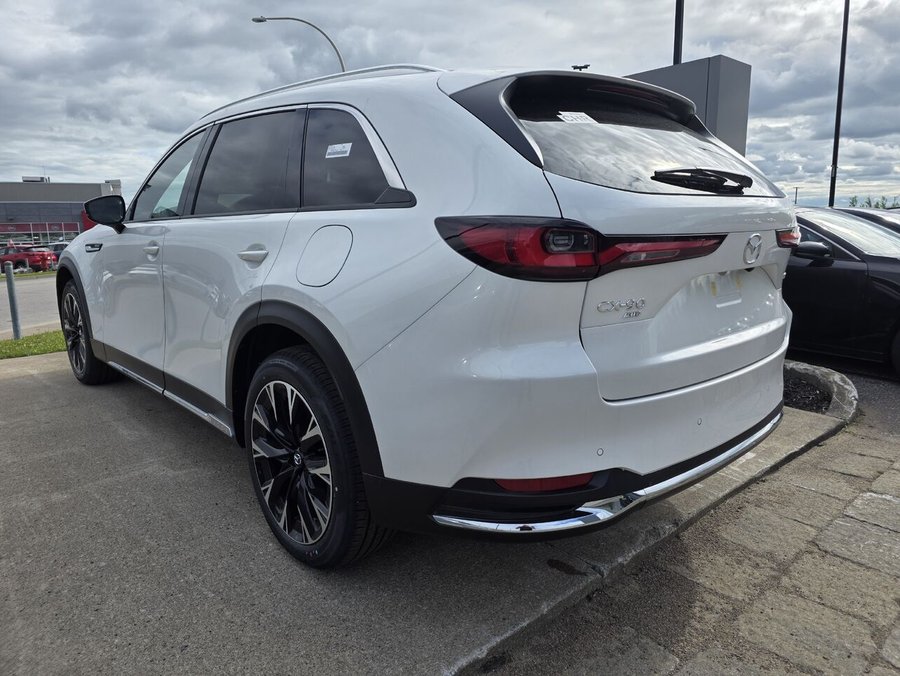 Mazda CX-90 hybride rechargeable 2026 2026 Blanc rhodium métallisé