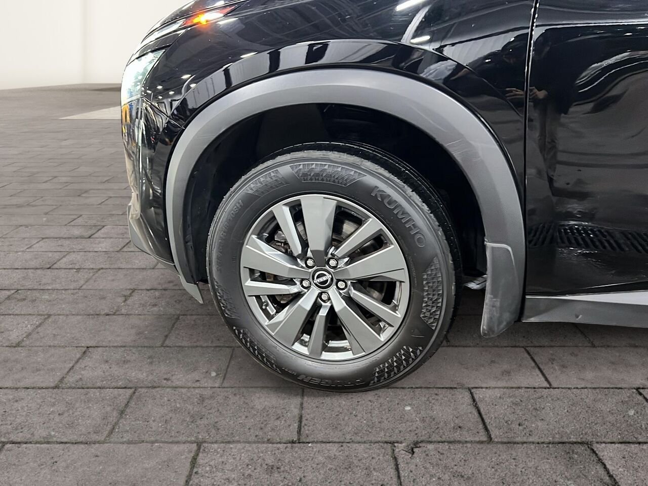 2024 Nissan Pathfinder Black Québec - photo #6