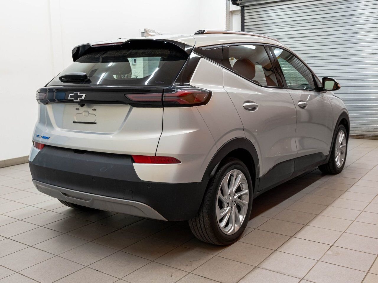 2022 Chevrolet Bolt EUV LT *CHARGE RAPIDE* SIEGES / VOLANT CHAUF *CARPLAY Silver Saint-Jérôme - photo #7