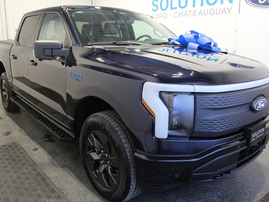 2025 Ford F-150 Lightning 2025 Blue