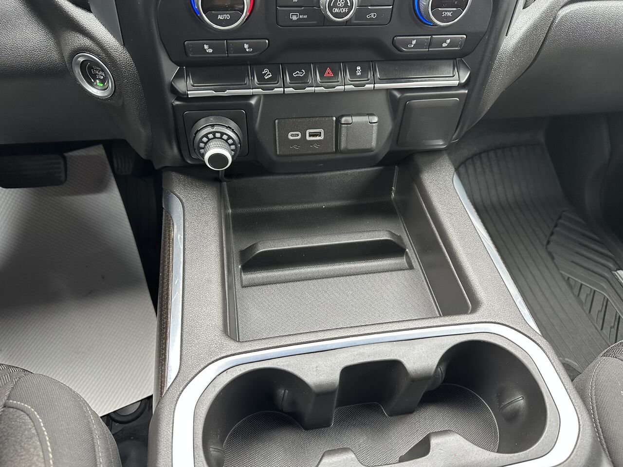2022 CHEVROLET SILVERADO LTD K1500 LT TR LT Trail Boss cabine multiplace 4RM 147 po White Gatineau - photo #11
