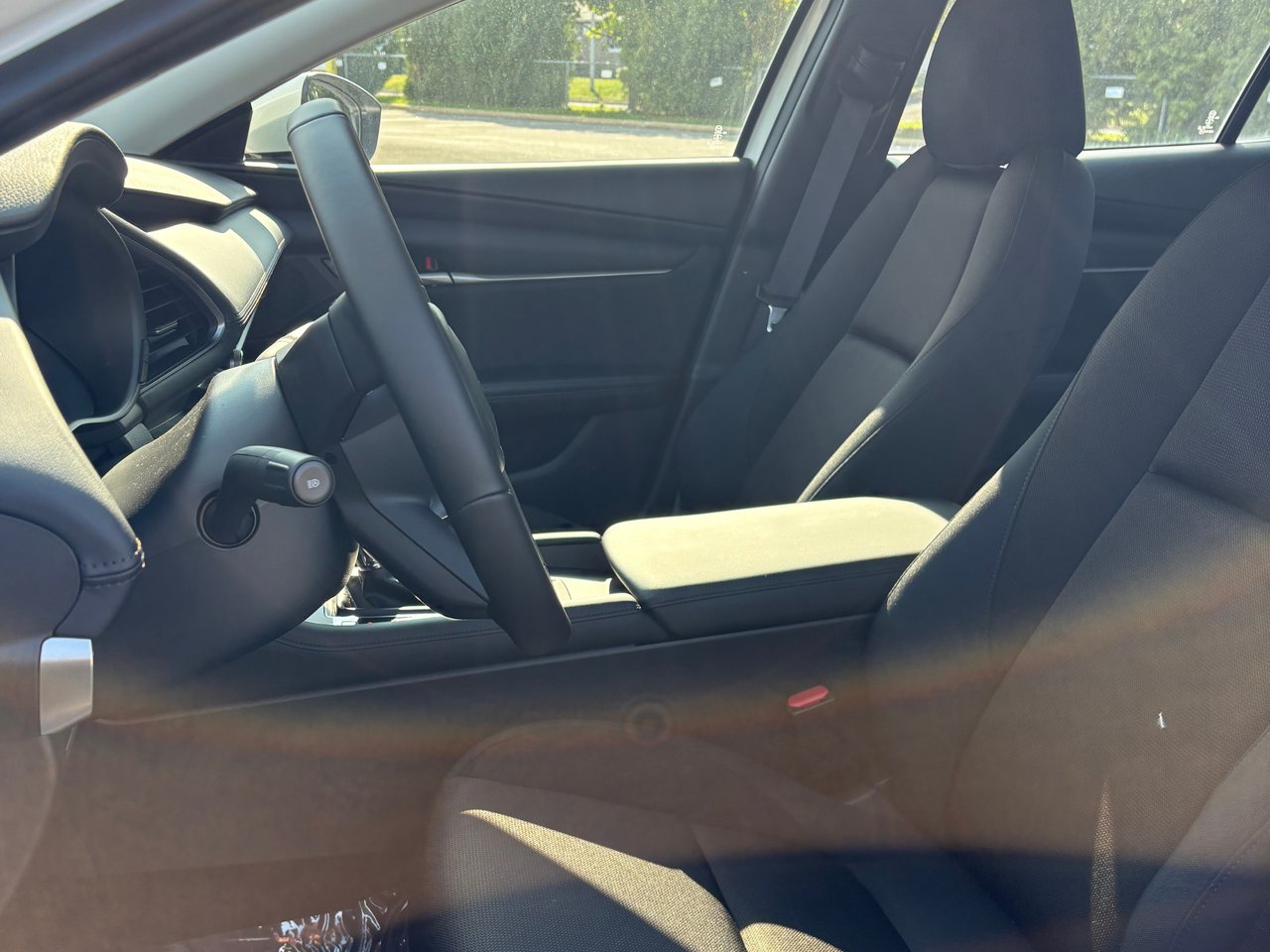 2025 MAZDA Mazda3 GS Snowflake White Pearl Châteauguay - photo #9