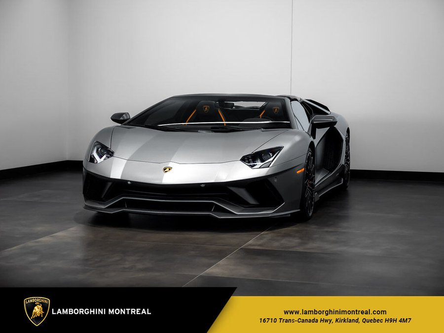 2022 Lamborghini Aventador 2022 Grey