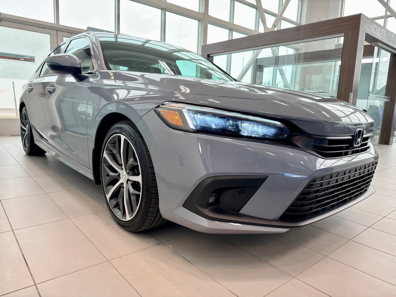 2022 Honda Civic Sedan Silver Notre-Dame-des-Prairies - photo #5