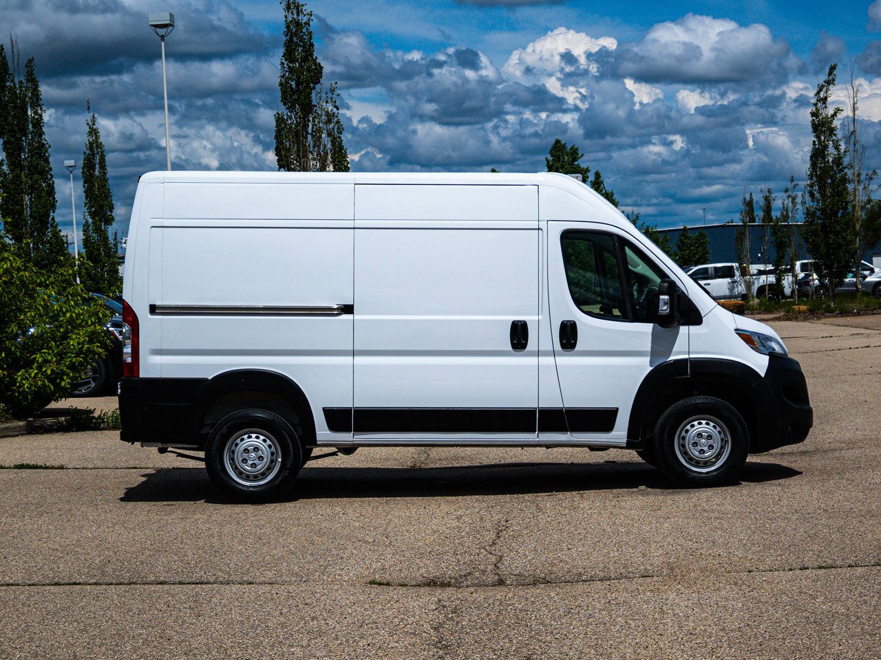 2025 Ram ProMaster Cargo Van Tradesman 2500 High Roof 136 WB w/Pass Seat White Sherwood Park - photo #13