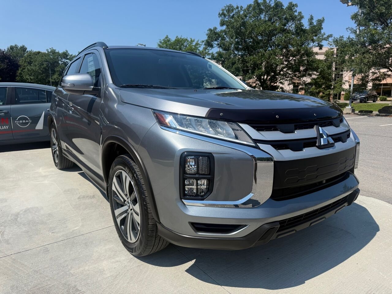 2024 Mitsubishi RVR SE AWC Grey Châteauguay - photo #2