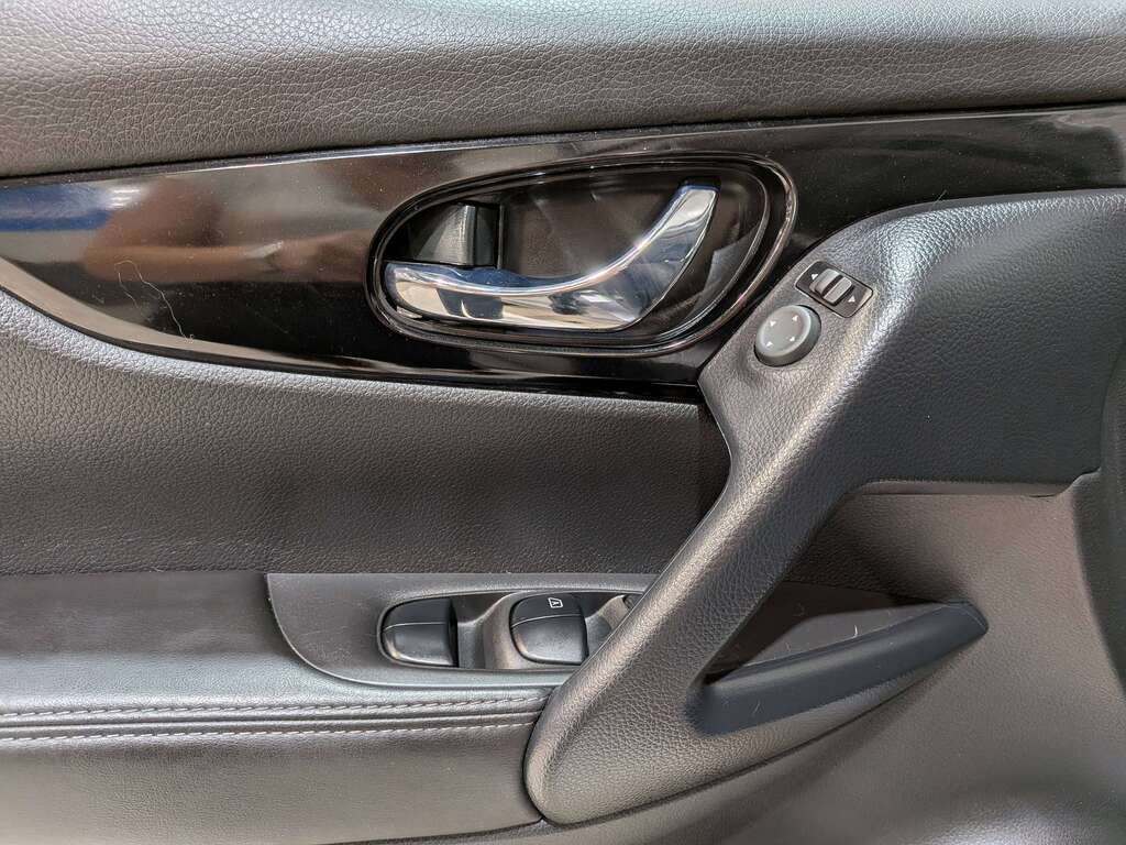 2022 Nissan Qashqai AWD SV CVT Grey Val-David - photo #18