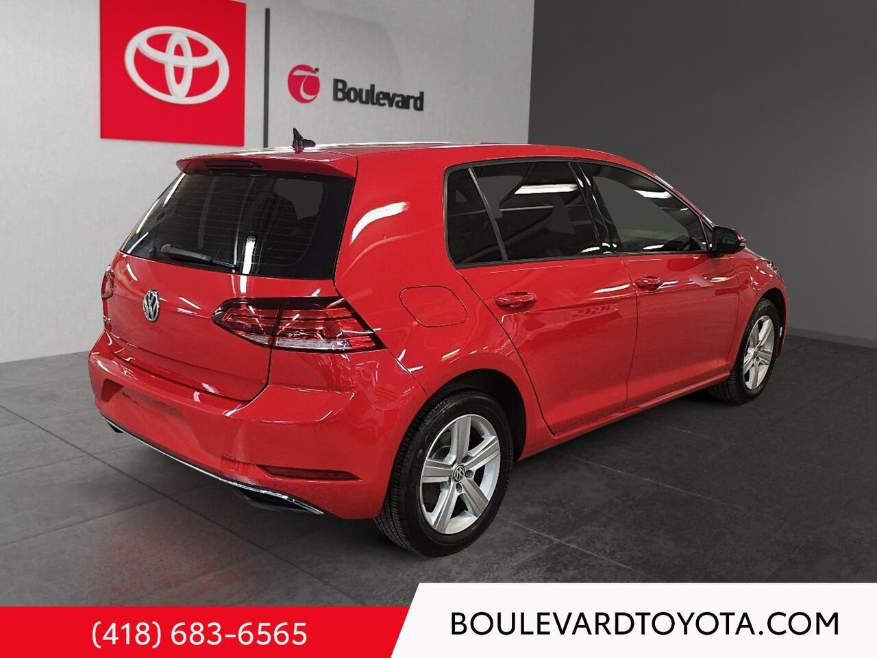Volkswagen Golf 100057A-59 | COMFORTLINE 5 PORTES AVEC BOÎTE MANUELLE 2021 Rouge Québec - photo #3
