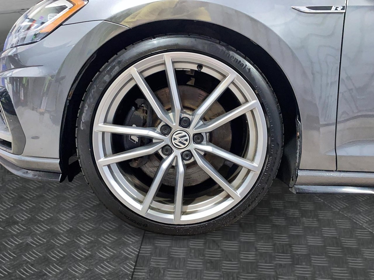 Volkswagen Golf R NIV WVWWF7AU2JW098059 2018 Chicoutimi - photo #6