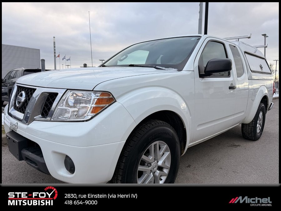 Nissan Frontier 2 roues motrices, cabine allongée, empattement court, boîte automatique SV 2017 Blanc
