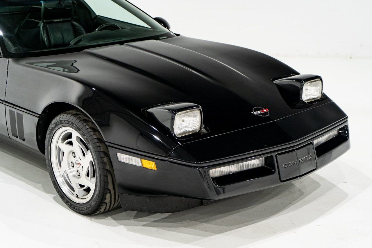 1990 Chevrolet Corvette ZR1 | PRIX EN USD Black Montreal - photo #31
