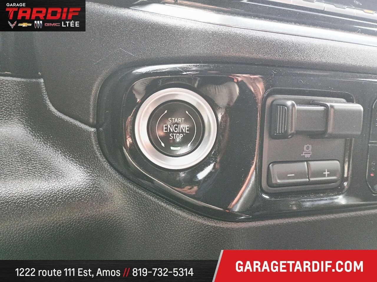 CHEVROLET 1500 4RM, CAISSE COURTE, CAB. MULTIPLAC 2024 Blanc Amos - photo #22