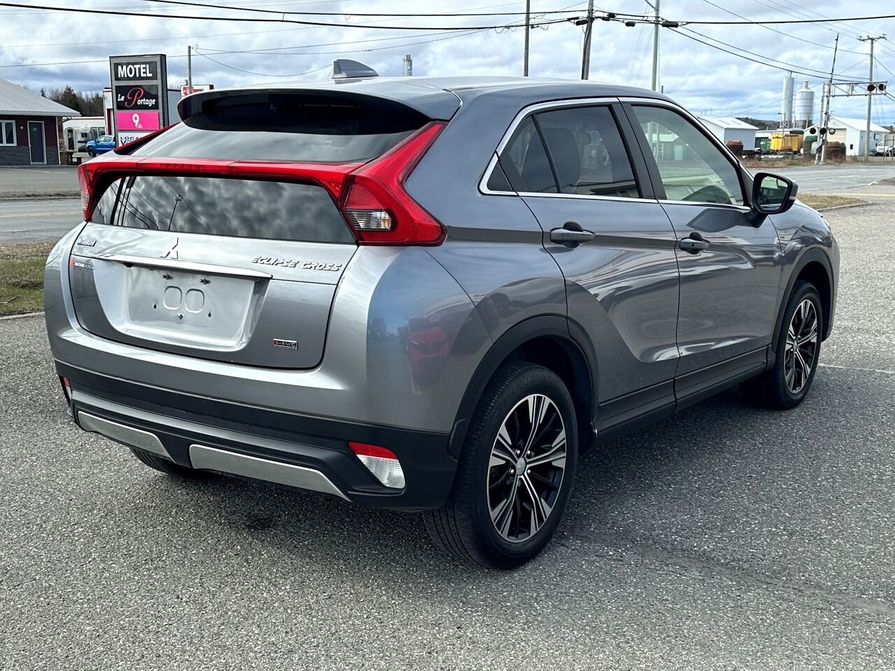 2018 Mitsubishi Eclipse Cross SE S-AWC gray Matane - photo #5