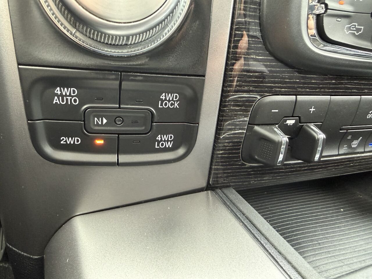 2018 Ram 1500 *DIESEL* LIMITED CREW CAB White Laval - photo #29